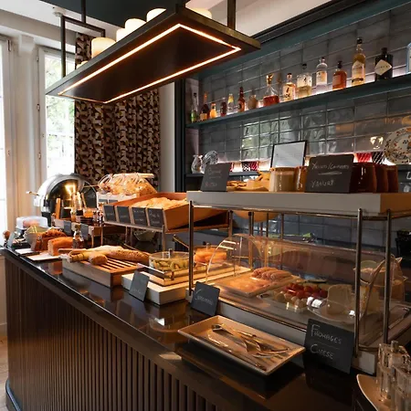 Elsa, By Collection Vesper 4* Paris
