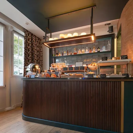 Elsa, By Collection Vesper Hotel 4*