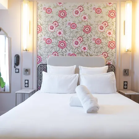 Elsa, By Collection Vesper 4* Paris