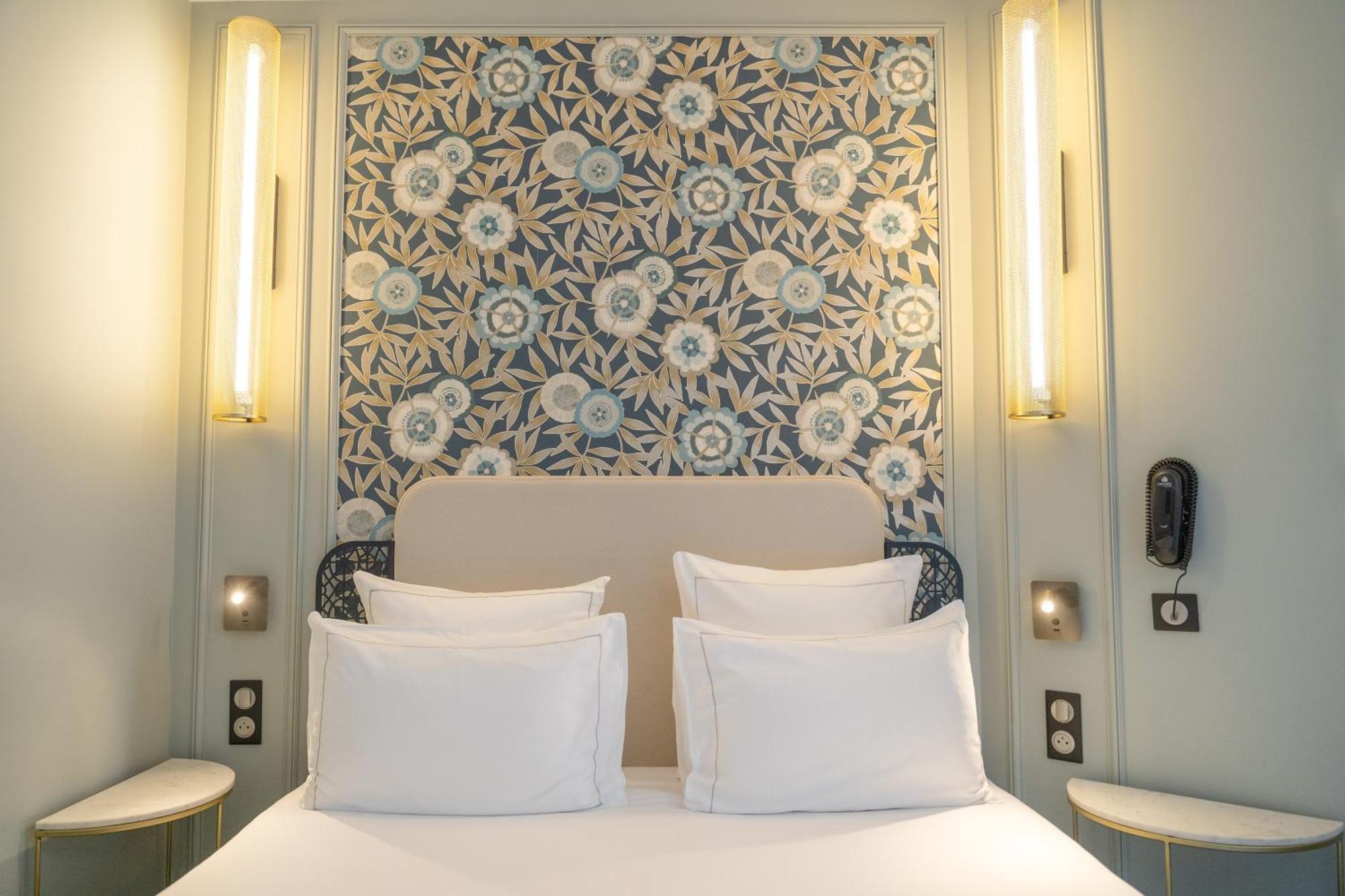 Elsa, Hotel Parigi